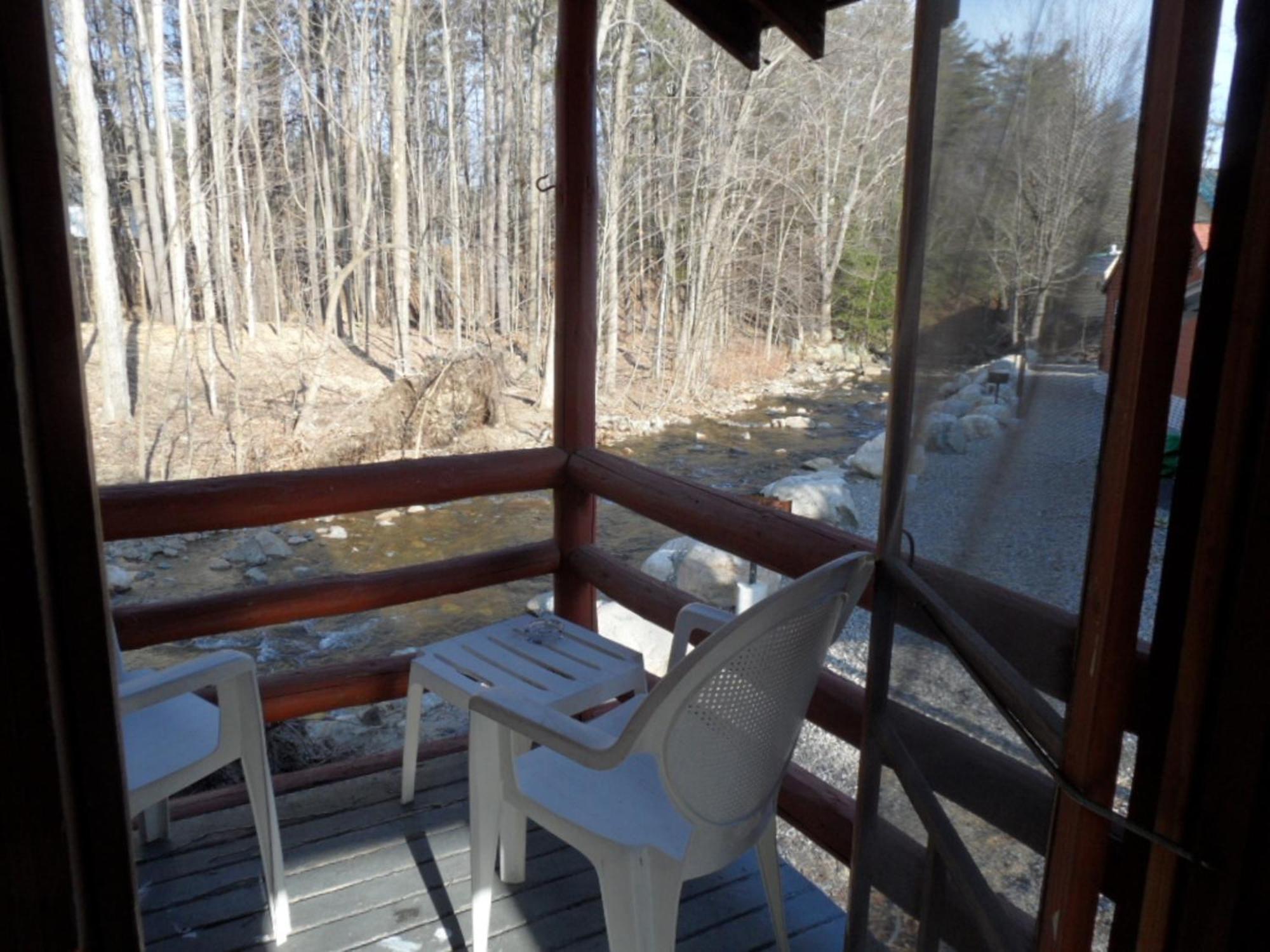 Seven Dwarfs Cabin - On The Brook Cabins Lake George Room photo